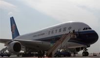 航空運(yùn)輸?shù)膬?yōu)勢就在于它能夠縮短交貨的周期