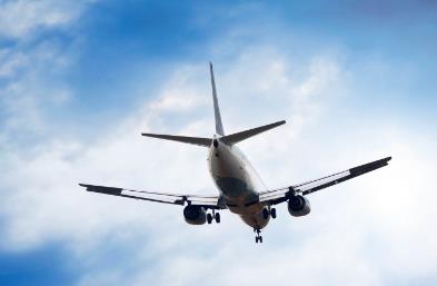 航空快遞以其無可比擬的速度優(yōu)勢、可靠性成為了現(xiàn)代物流行業(yè)的翹楚