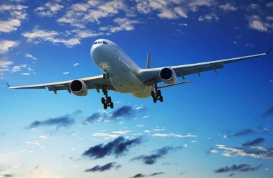 貨代空運(yùn)以其高效、便捷的特點(diǎn)成為了連接中國(guó)與印尼貿(mào)易的重要紐帶