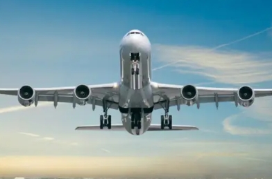 航空運輸公司發(fā)展不僅關乎經(jīng)濟，更影響著社會的進步與文化的交融
